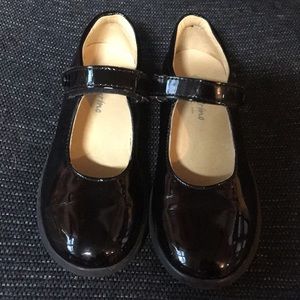 Girls Naturino “patent leather” Mary Janes EUsz 31
